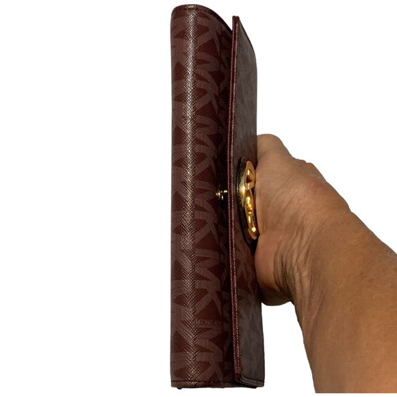 Michael Kors Jet Set Travel Wallet Fulton Purple Merlot Gold Logo Snap Foldover - Picture 9 of 10